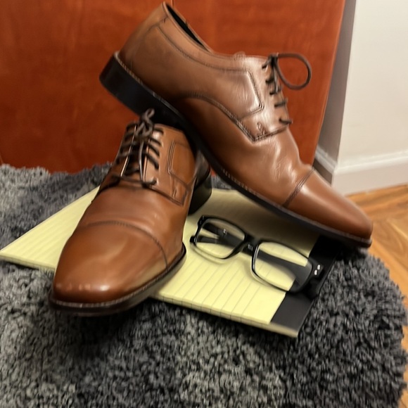 Johnston & Murphy classic lace up “banker” shoes. Men’s size 11.5 - Picture 4 of 5